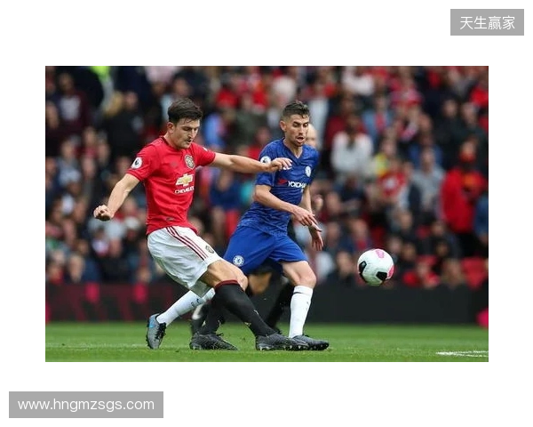 官方:马奎尔与曼联续约至2027年夏天,附带一年续约选项 官方:马奎尔与曼联续约至2027年夏天,附带一年续约选项